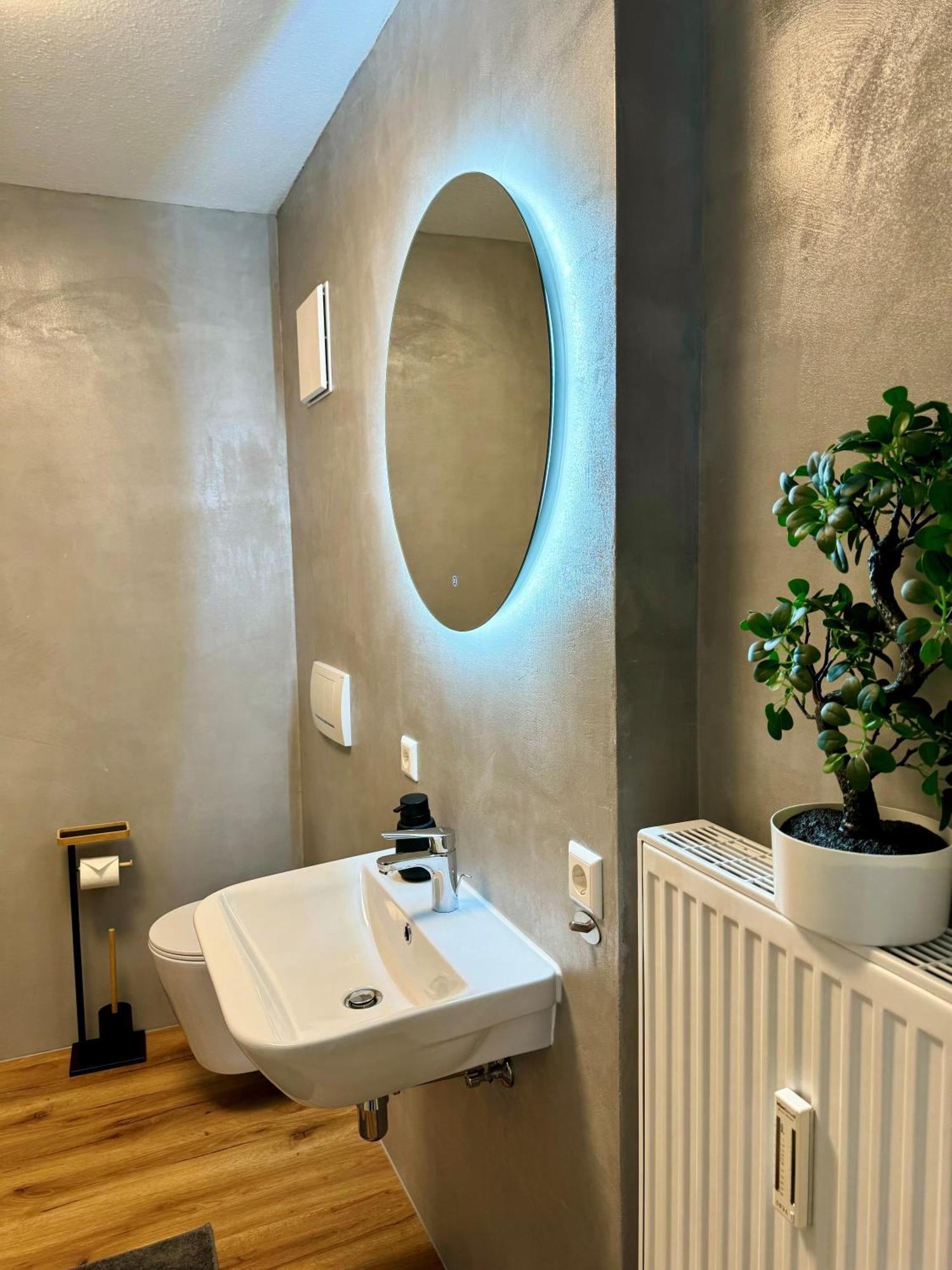 Traumhafte Wohnung Am Stadtbrunnen Der Altstadt ฟุลเลนดอร์ฟ ภายนอก รูปภาพ